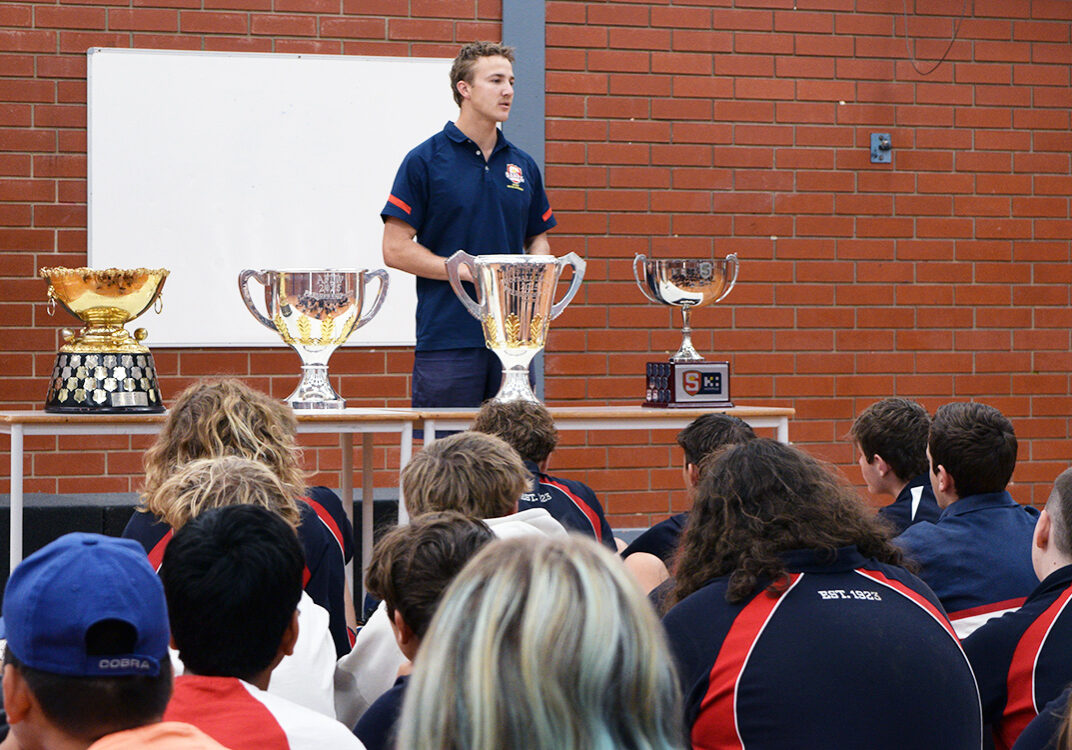 afl-sanfl-premiership-cups-visit-plhs-0