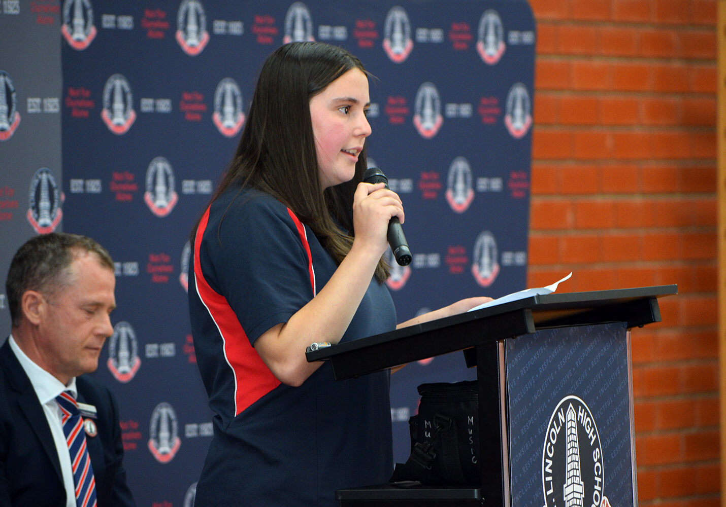 colin-thiele-awards-assembly-1