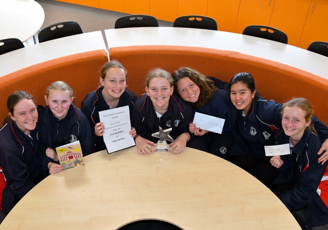 f.a.m.e.-award-win-for-year-9-girls