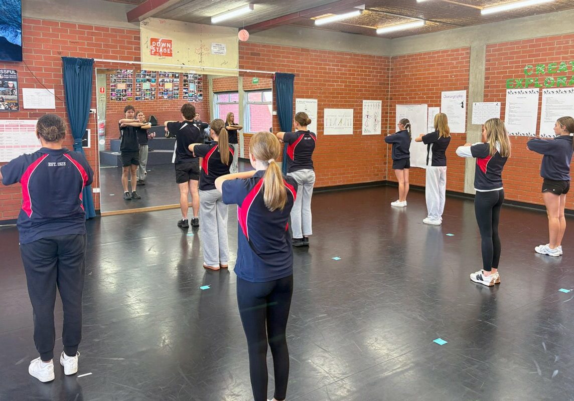 happy-international-dance-day-1