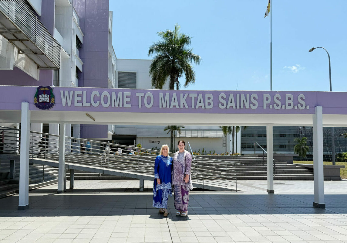 Mel & Casie Visit Maktab Sains In Brunei 1