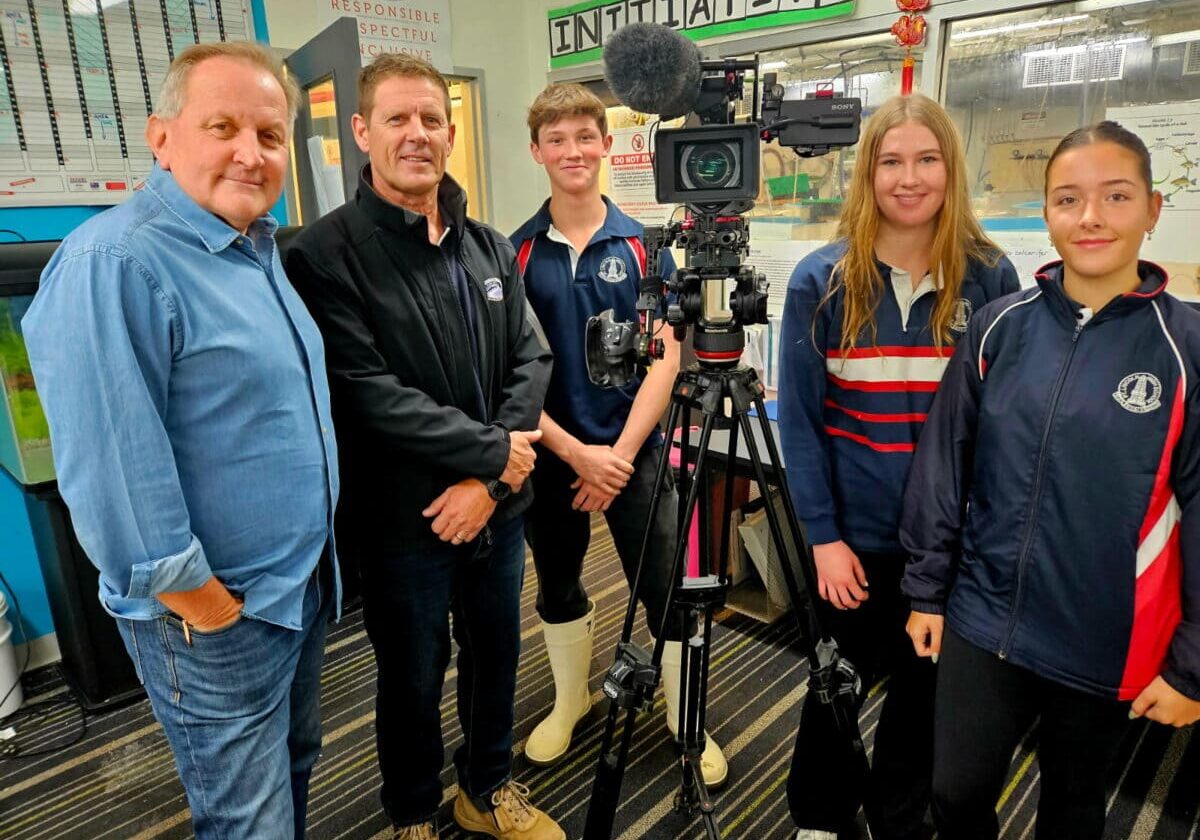 ron-chris-max-evie-kiara