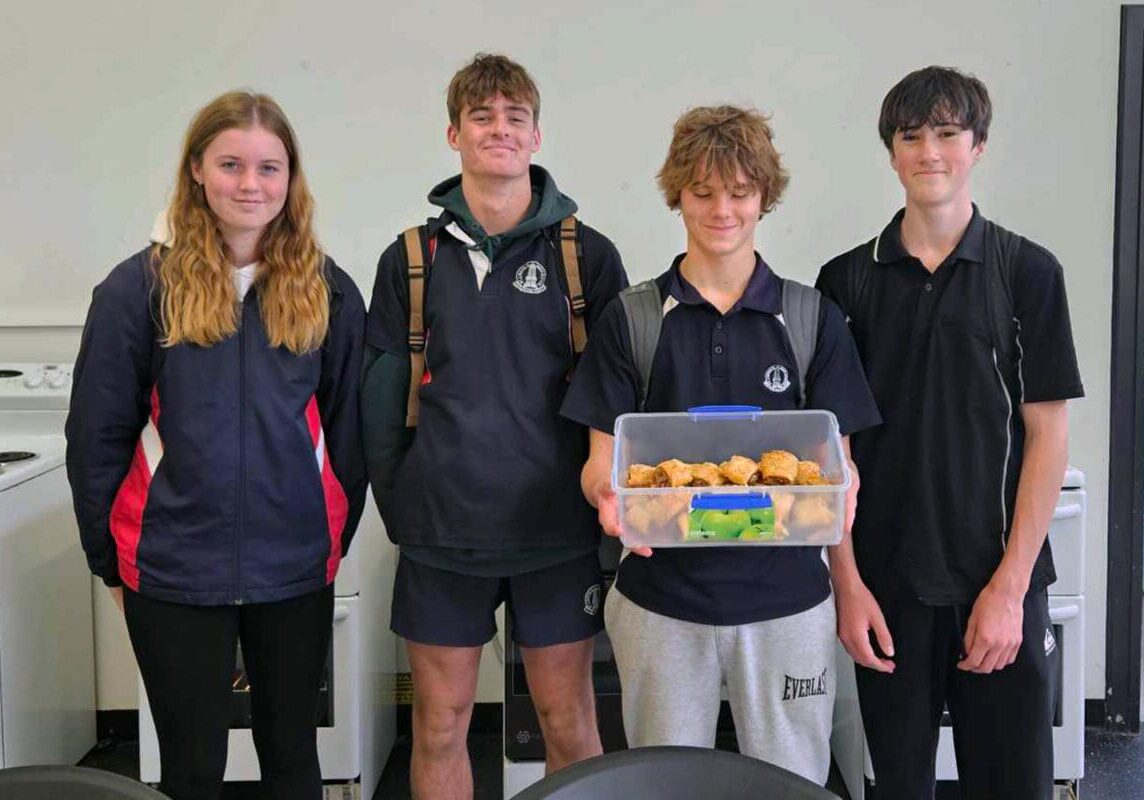 year-10-essential-maths-freds-van-1