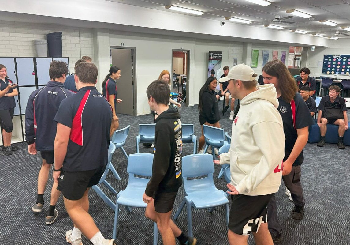 year-12-friday-crew-challenge-musical-chairs-1