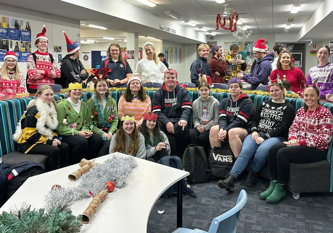 year-12s-celebrate-xmas-in-july-1