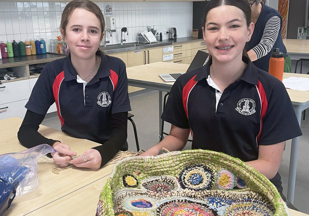 year-8-dharna-crew-activities-art-1