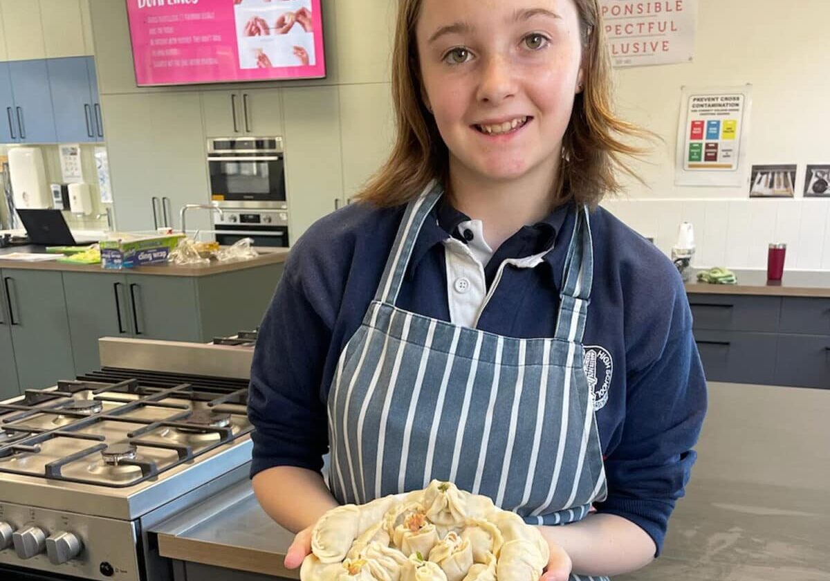 year-8-hpe-classes-prepare-home-cooked-meals-6